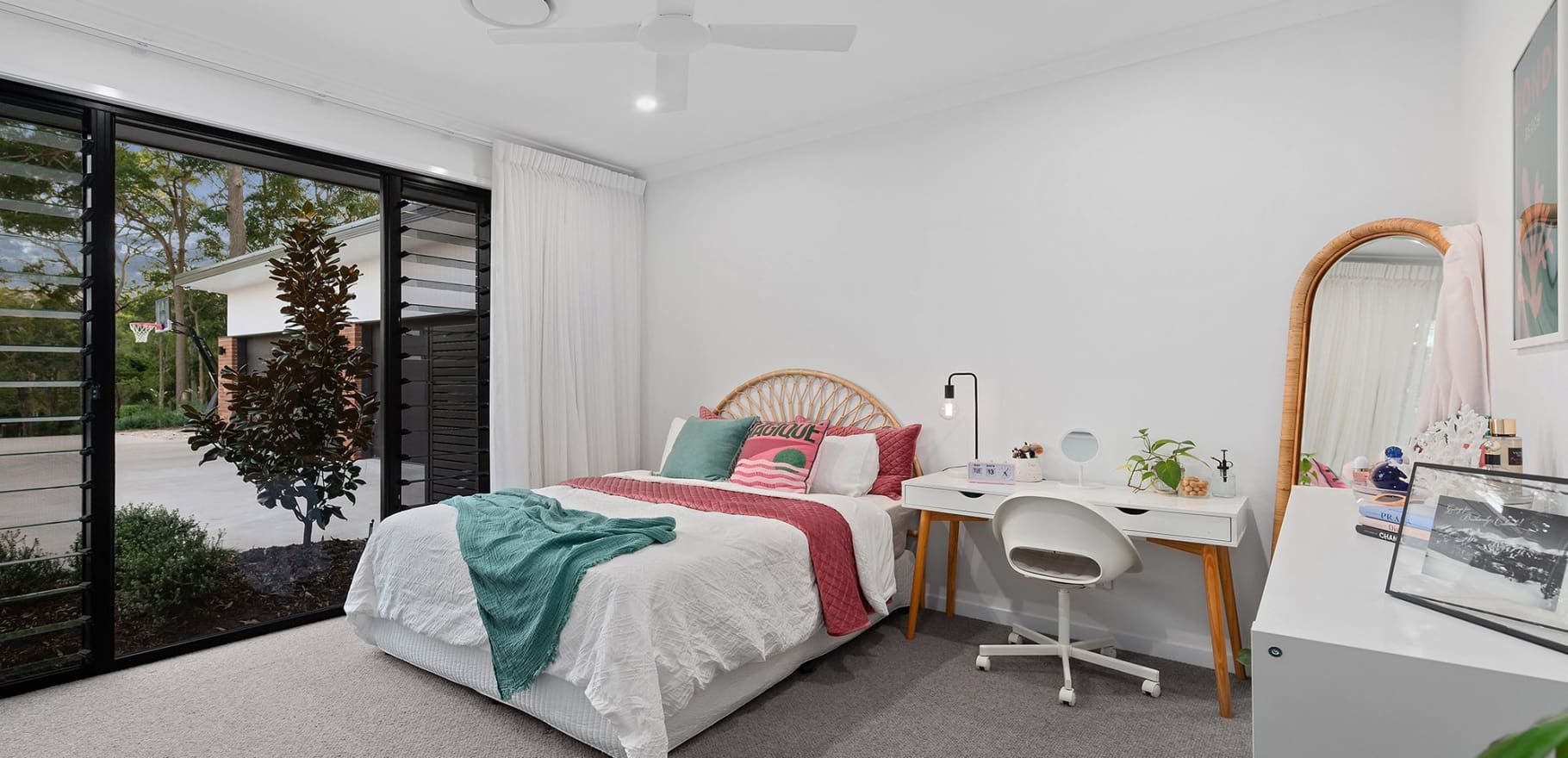 100 Warriewood Street, Chandler, QLD 4155 AUS