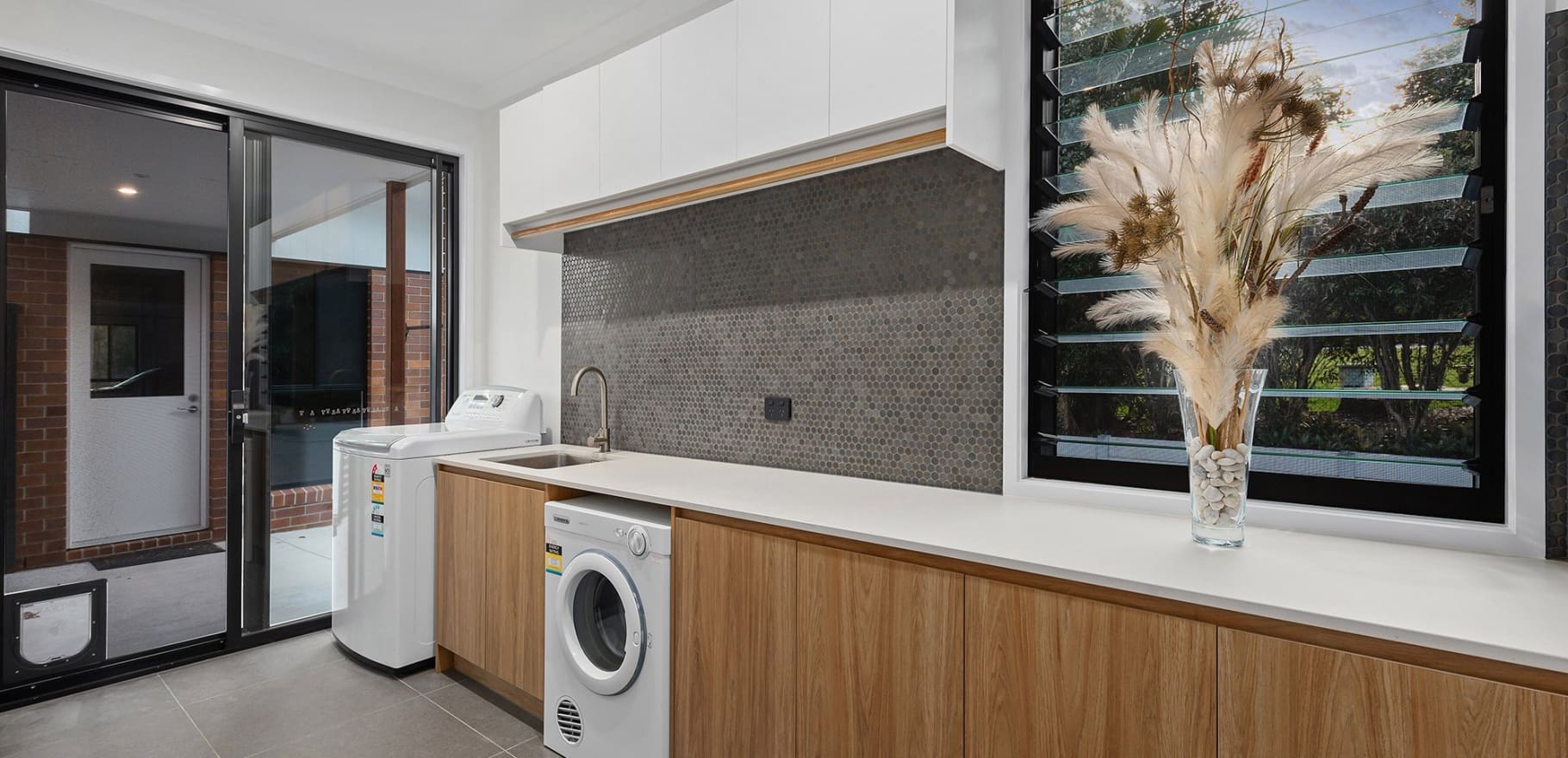 100 Warriewood Street, Chandler, QLD 4155 AUS