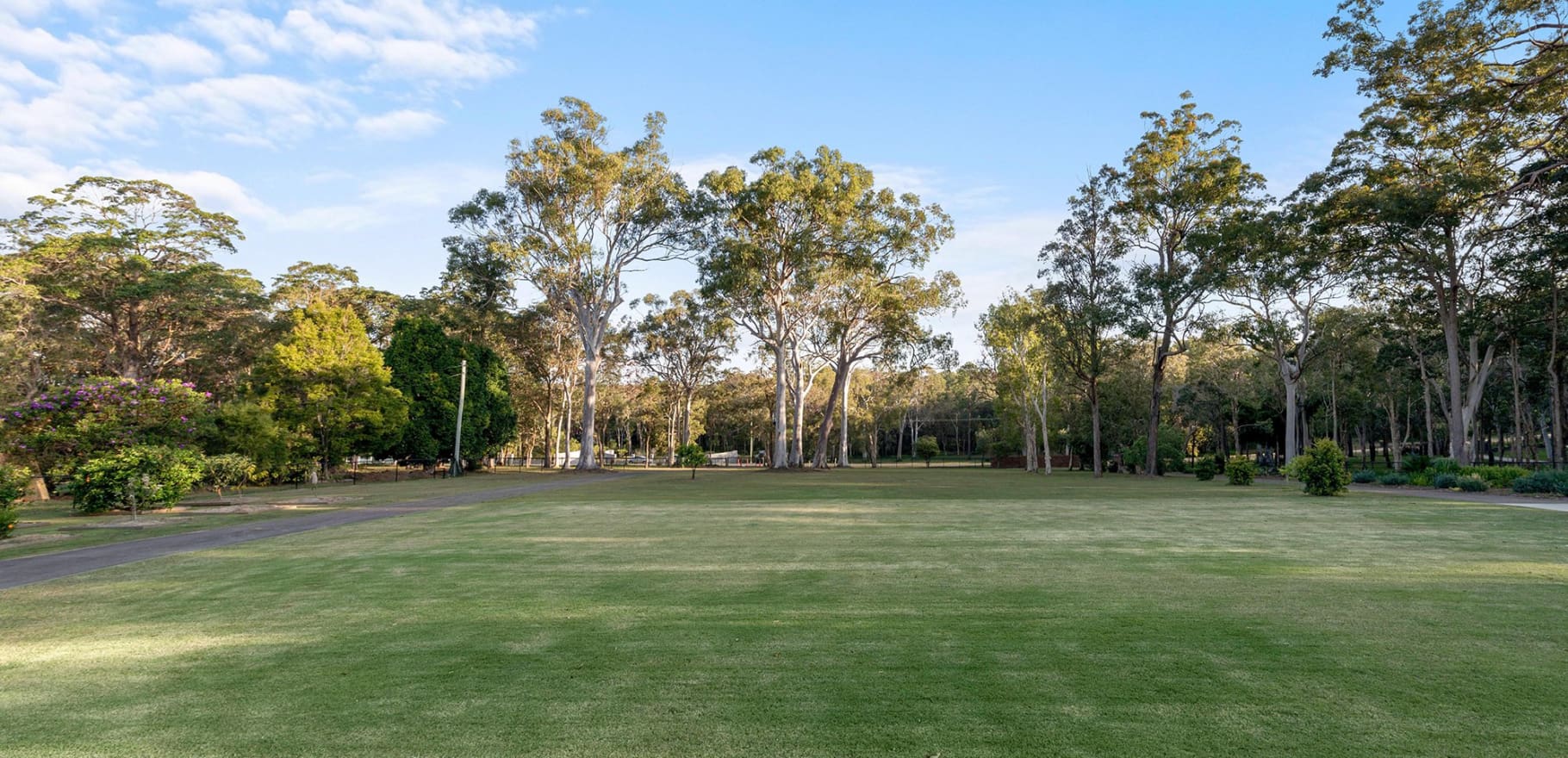 100 Warriewood Street, Chandler, QLD 4155 AUS