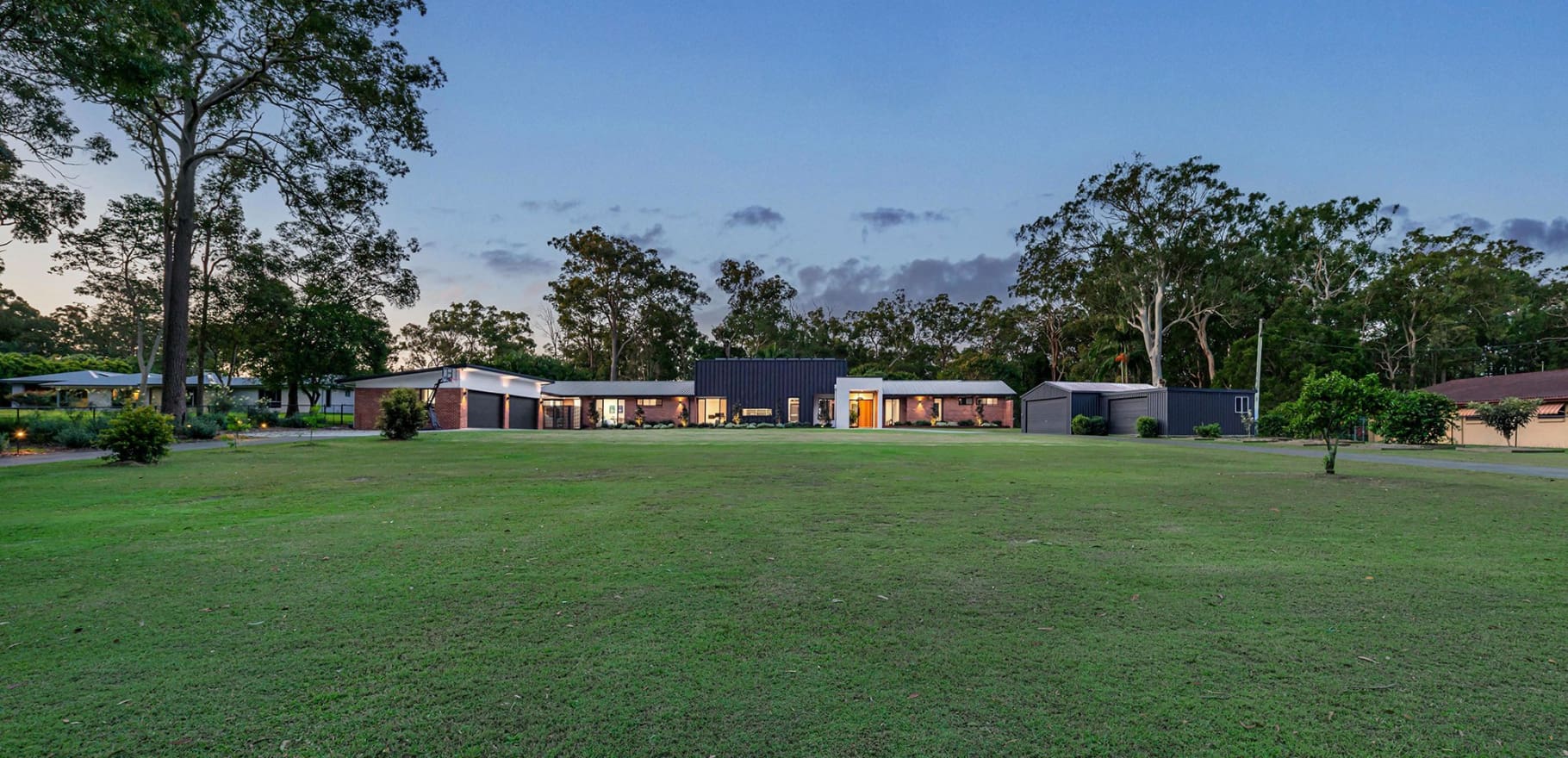 100 Warriewood Street, Chandler, QLD 4155 AUS