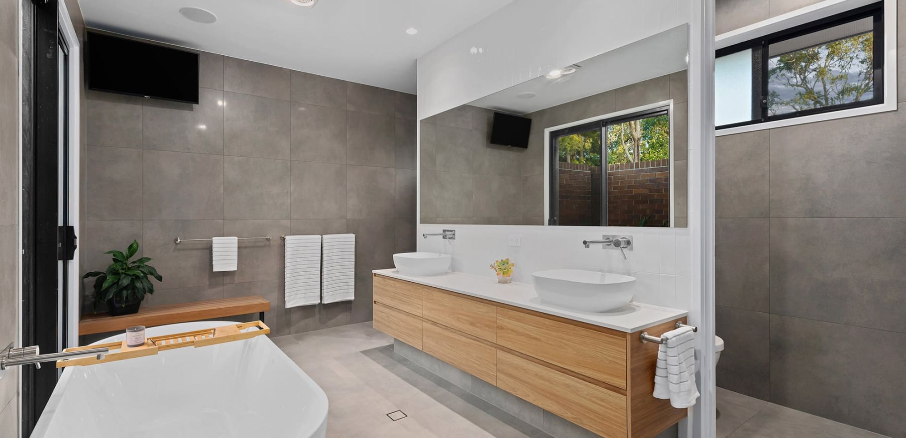 100 Warriewood Street, Chandler, QLD 4155 AUS