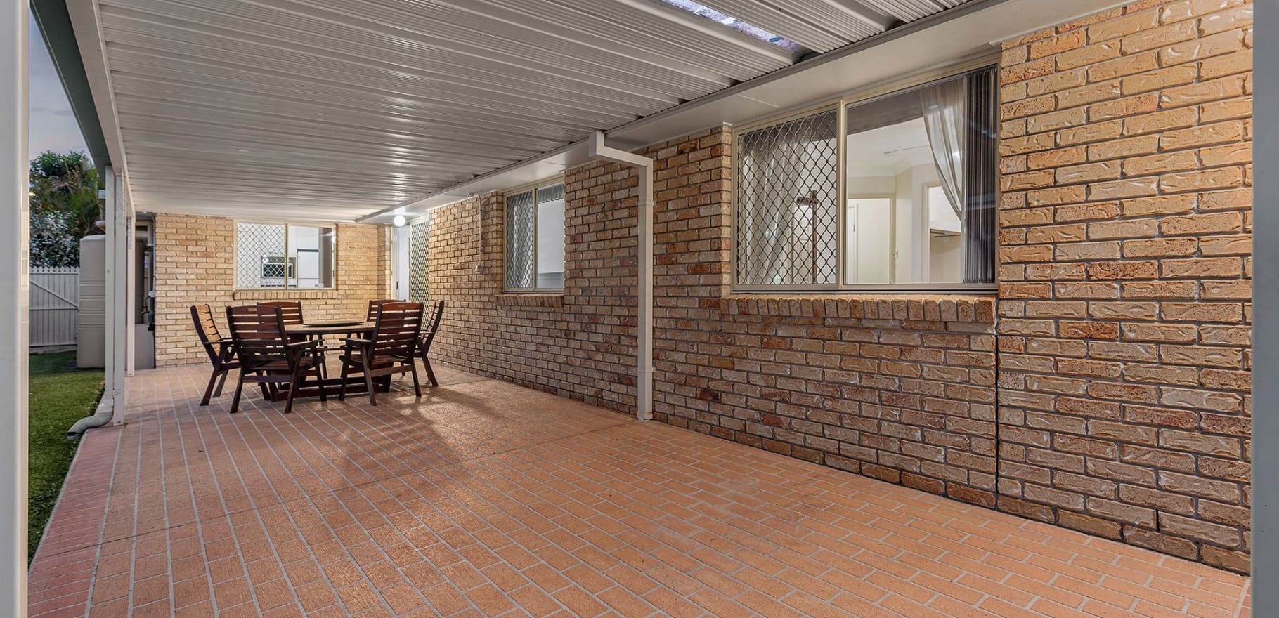 4 Flores Close, Tingalpa, QLD 4173 AUS