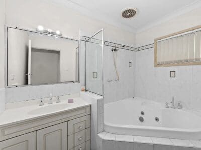 180 Bunker Road, Victoria Point, QLD 4165 AUS
