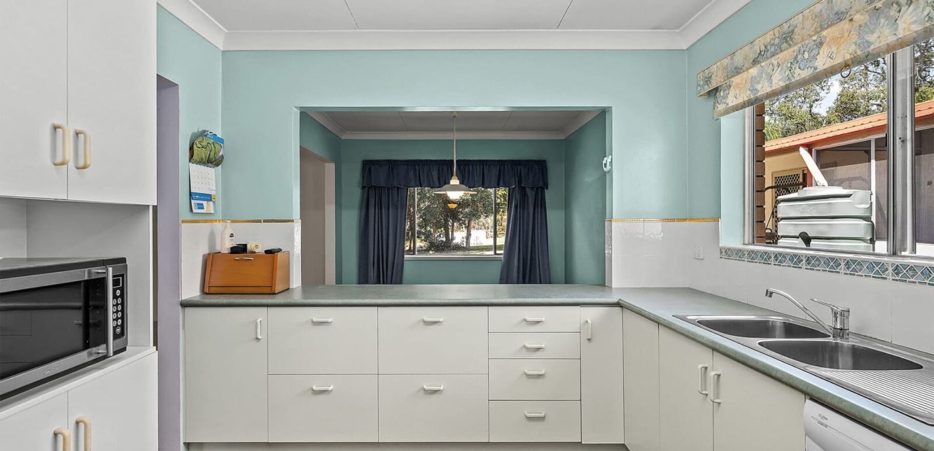 238 Bacton Road, Chandler, QLD 4155 AUS