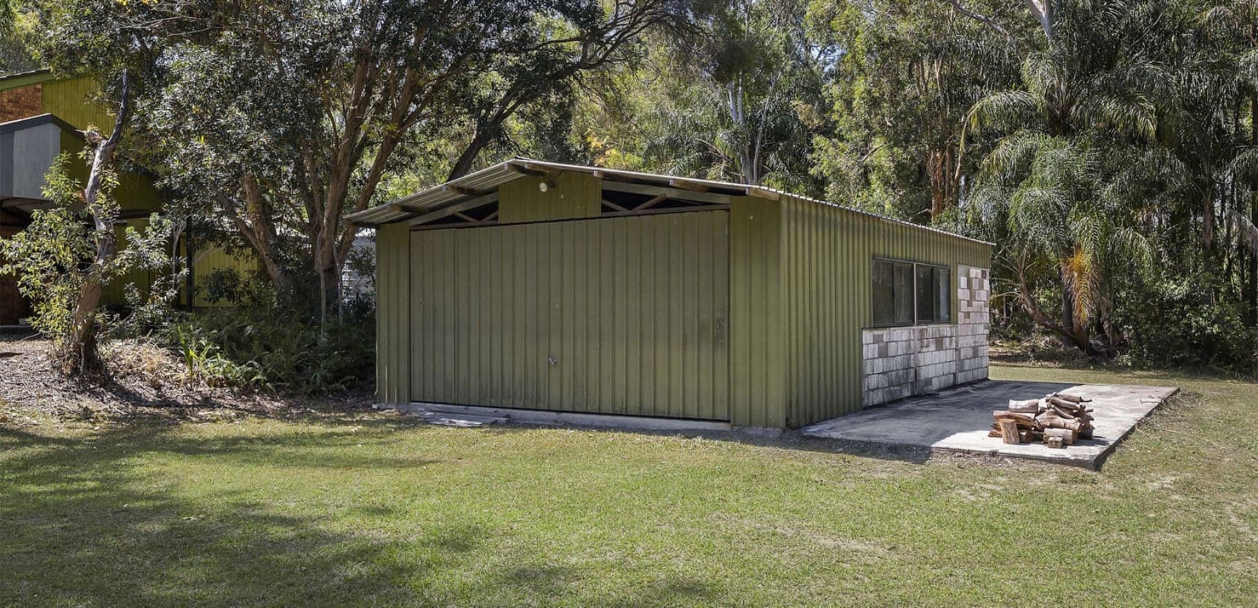 1231 Mount Gravatt-Capalaba Road, Burbank, QLD 4156 AUS