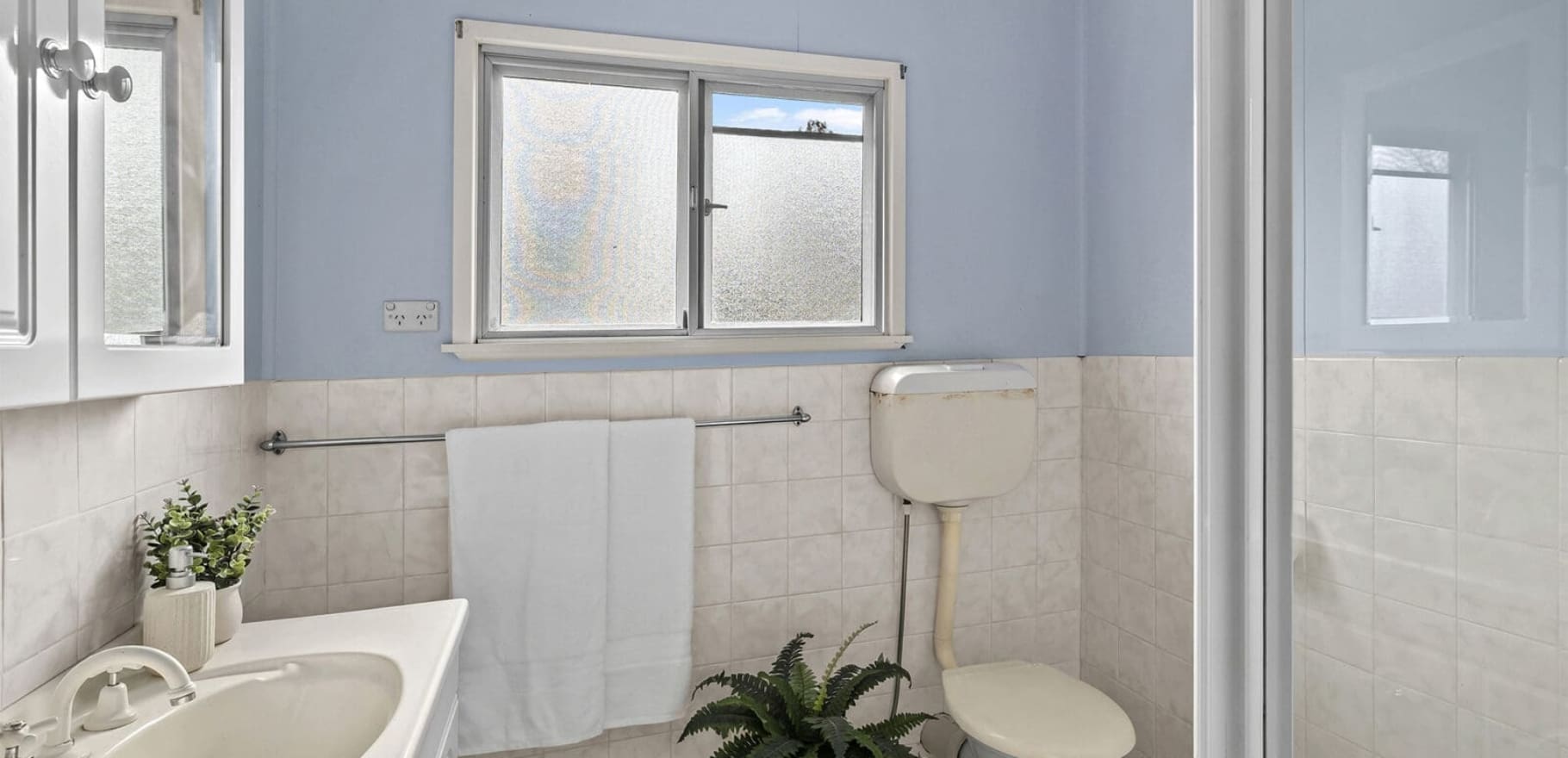 52 London Road, Belmont, QLD 4153 AUS
